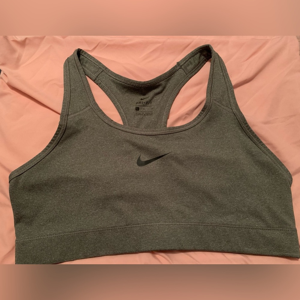 Nike Sports Bra (Worn Once)